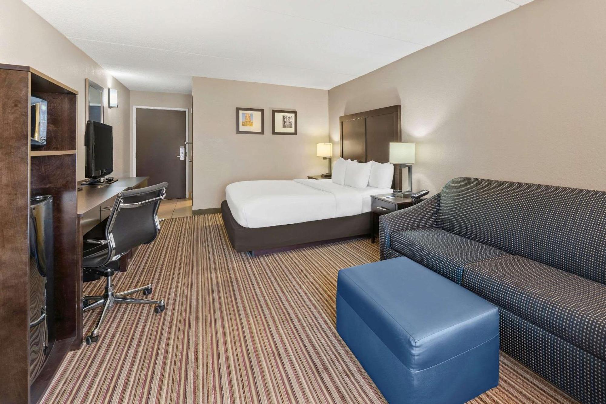 Comfort Inn Lehigh Valley West Fogelsville Bagian luar foto