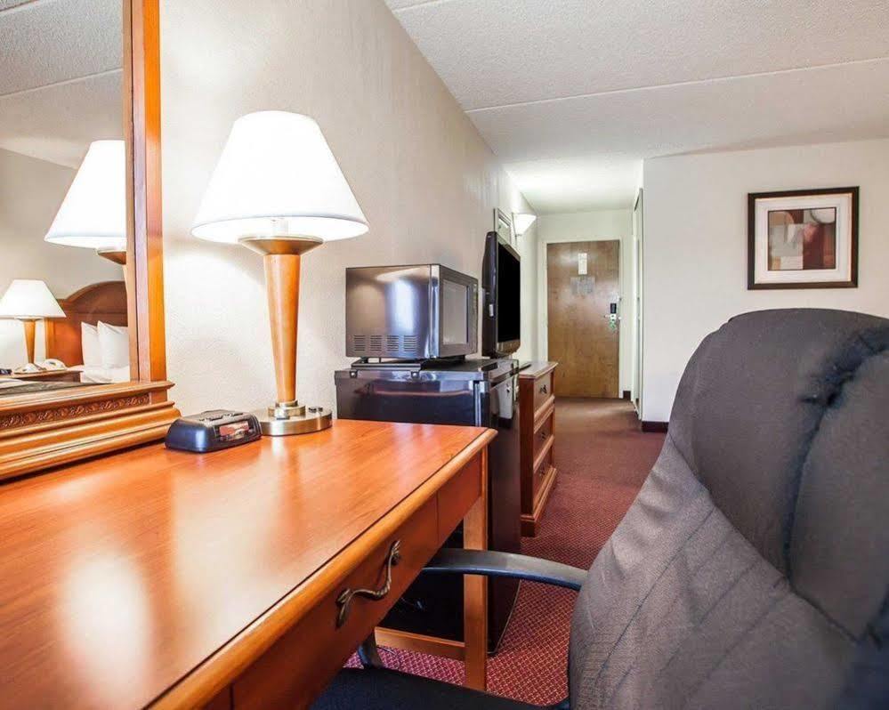 Comfort Inn Lehigh Valley West Fogelsville Bagian luar foto
